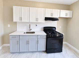 897 Hunterdon St #1, Newark, NJ 07112