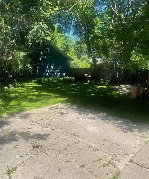 1315 Packard St — Photo 26