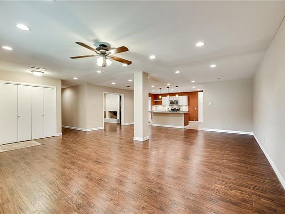 4th image of 1209 Jordan Dr