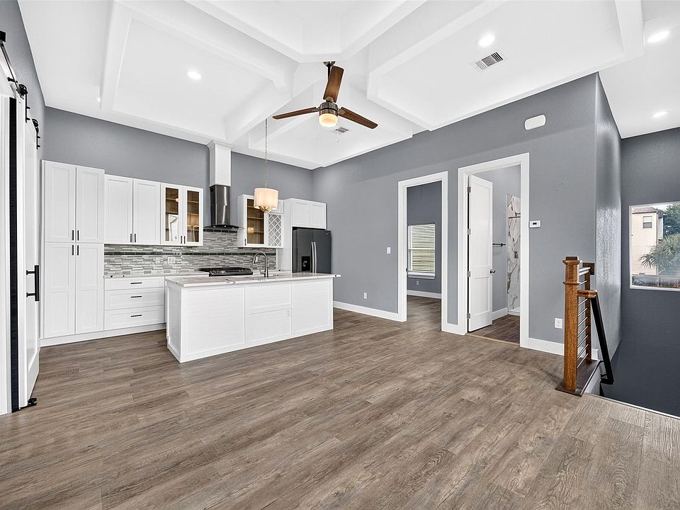 1st image of 2310 Detering St #B