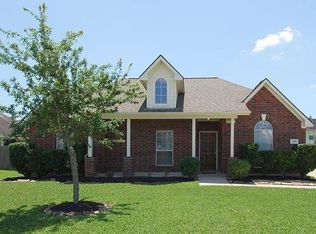 1502 Allison St, Alvin, TX 77511