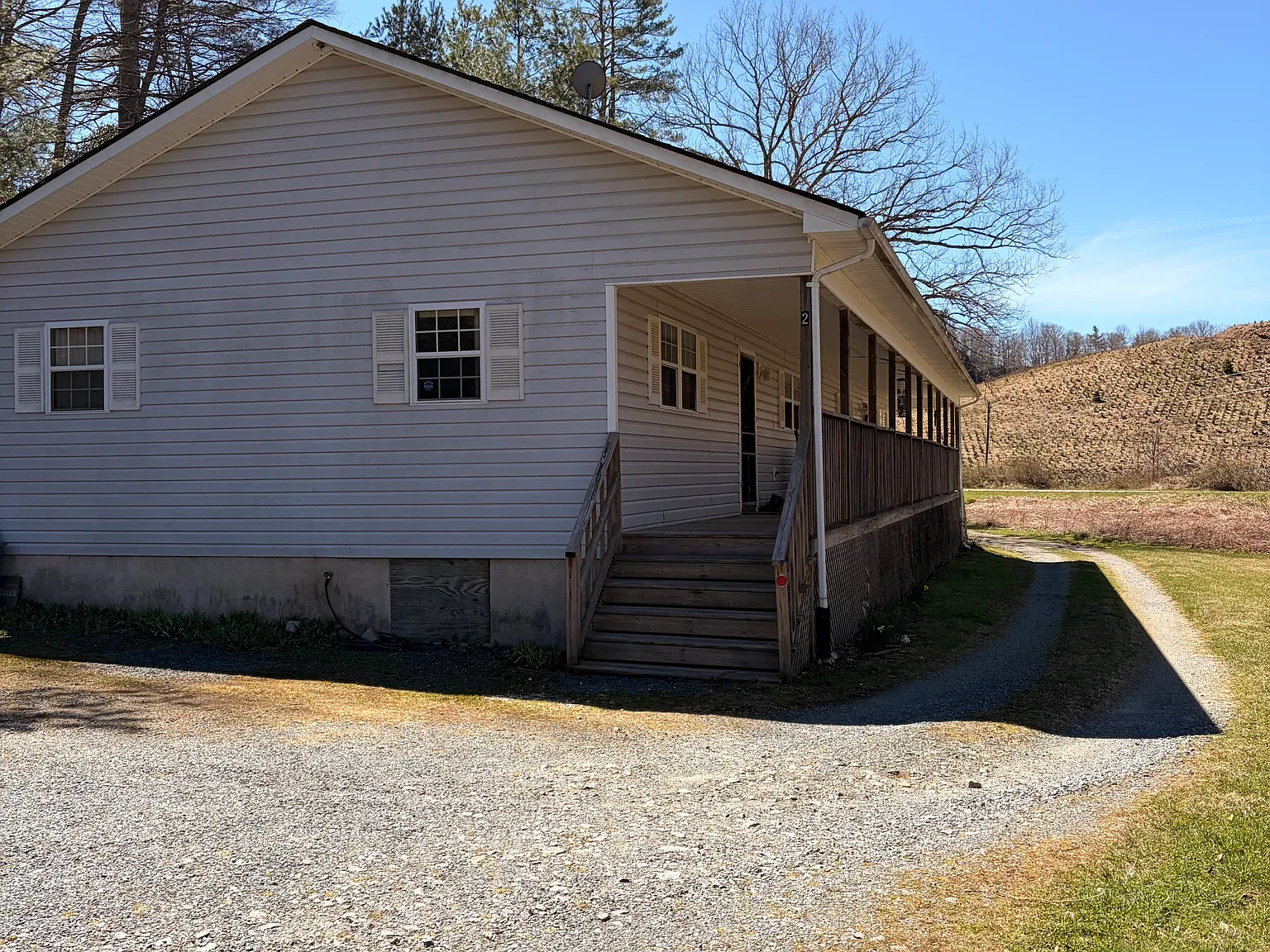 2 bed, $1,200 — Photo 2