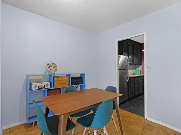 201 Saint Pauls Avenue image 5 of 29