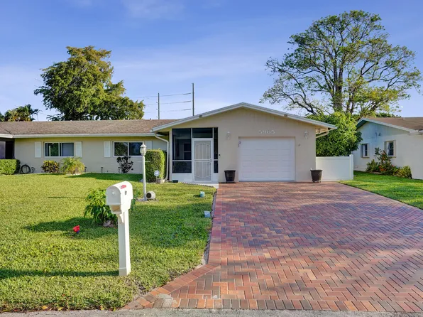 5965 Los Alamos Lane, Delray Beach, FL 33484