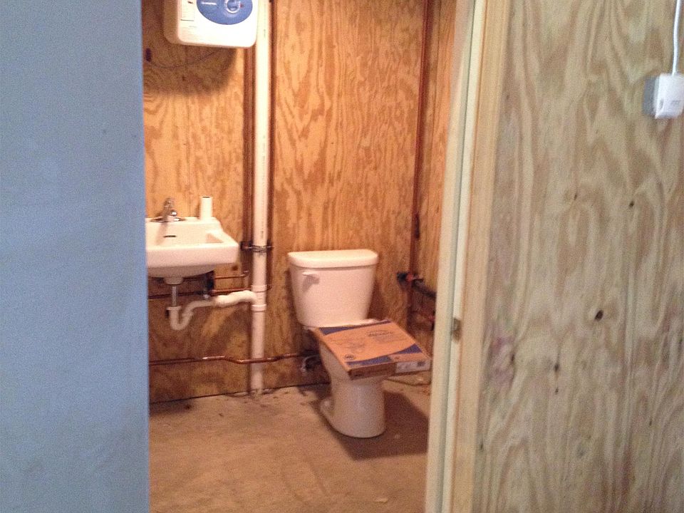 2nd image of 801 E Main St #2303