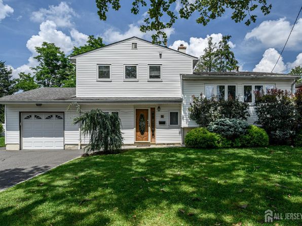 54 Starlight Dr