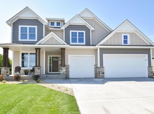 12758 Lake Vista Ln, Champlin, MN 55316