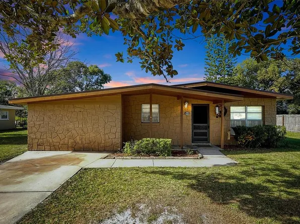 112 Azalea Ln, Sanford, FL 32773