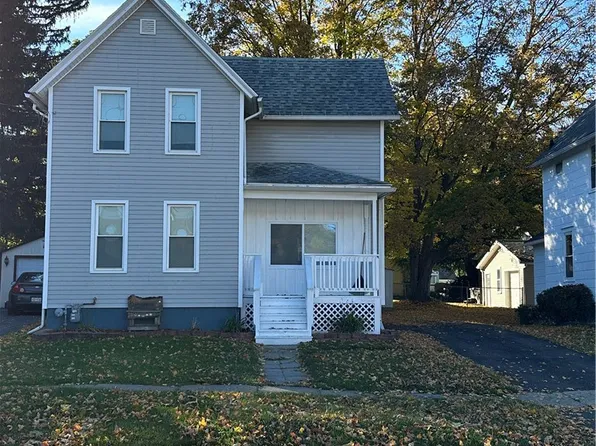 15 Center St, Warsaw, NY 14569