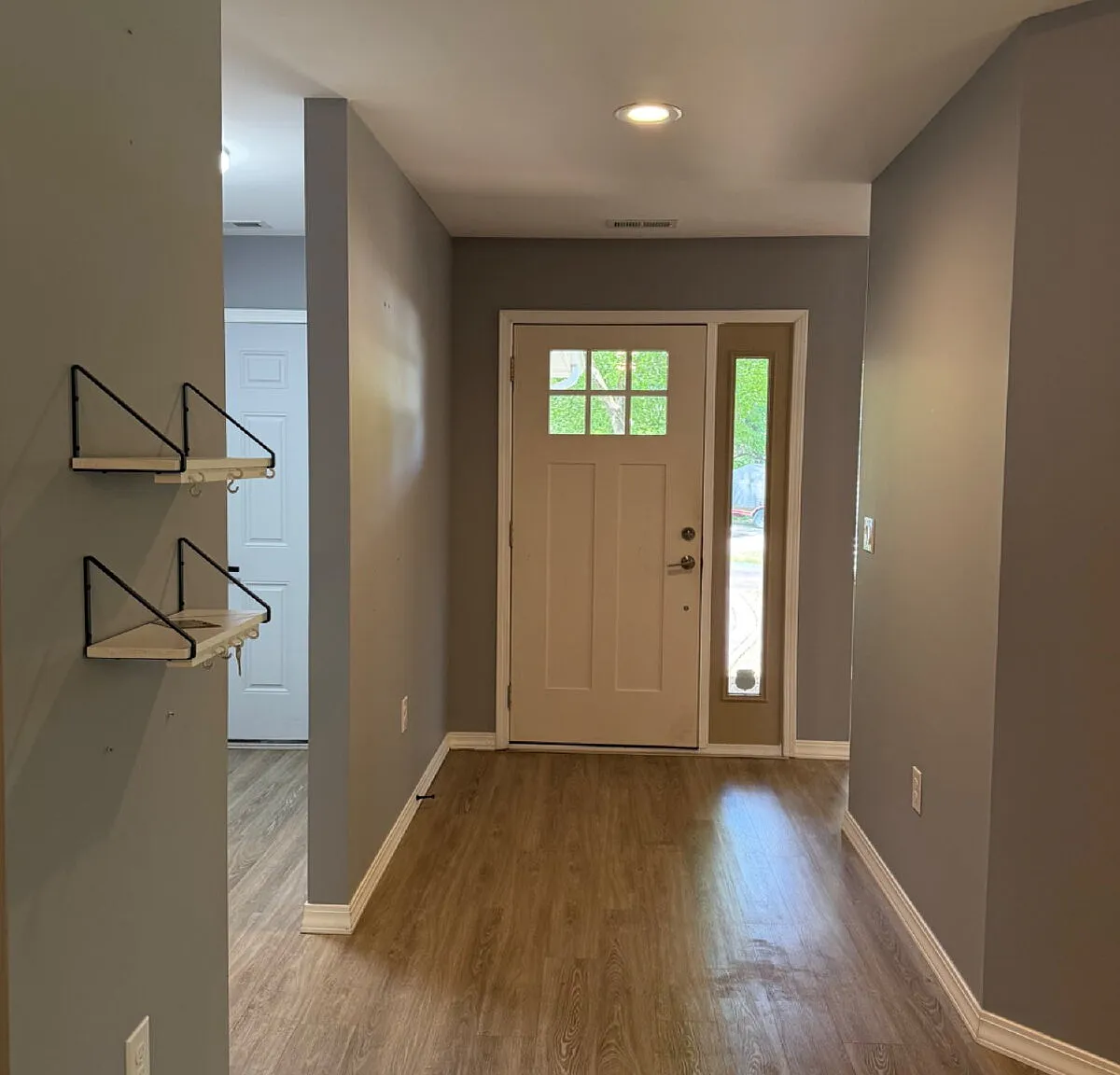 3 bed, 2.0 bath, $2,450 — Photo 3