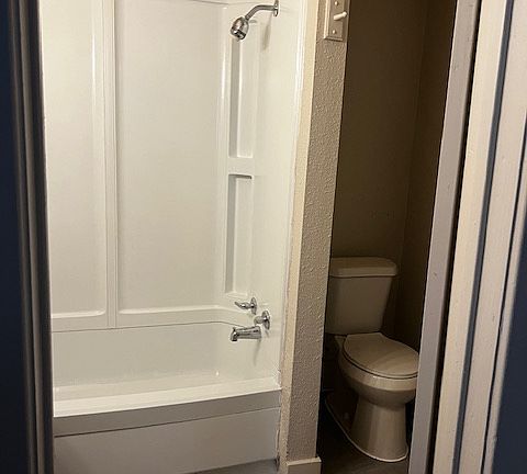 3rd image of 22 W Alexis St