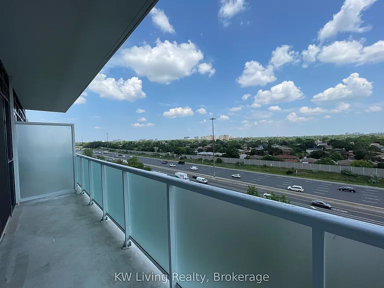 188 Fairview Mall Dr #816 — Photo 19
