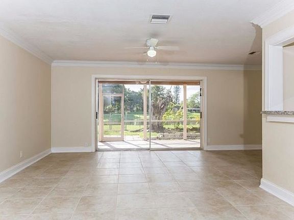 4th image of 7200 NW 80th Pl #1