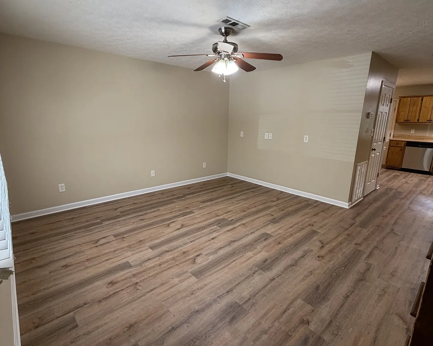 2403 Rockmart Rd SE — Photo 1