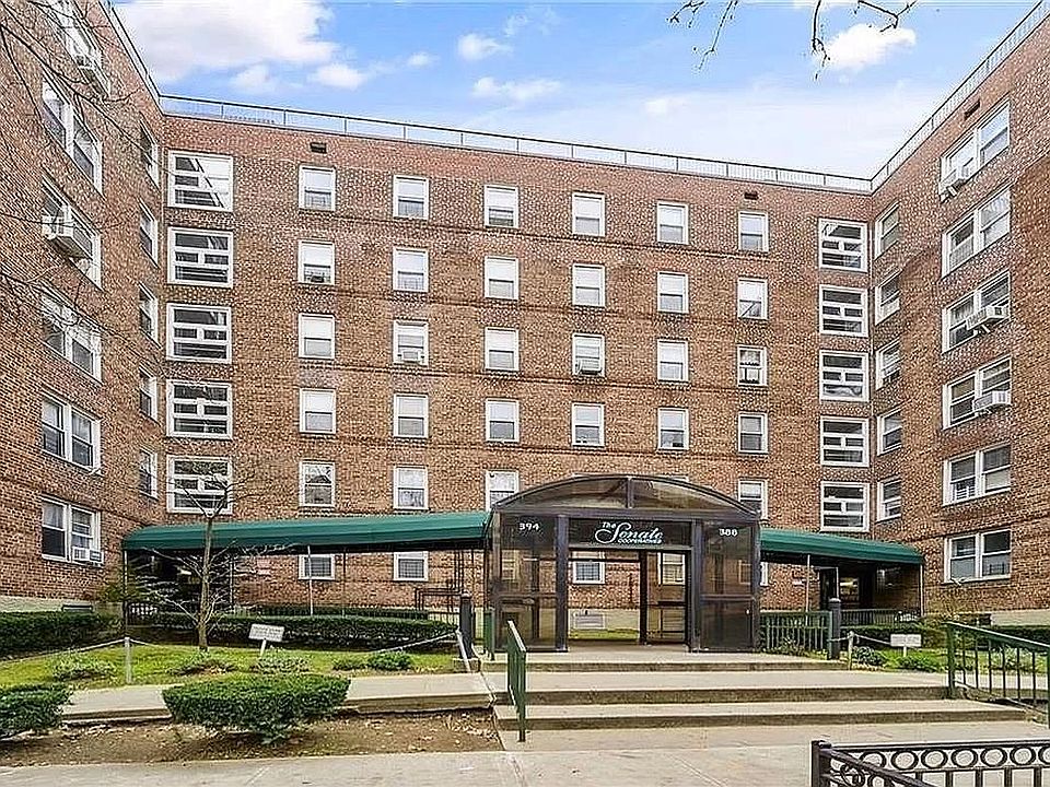 1st image of 394 Avenue S #4A