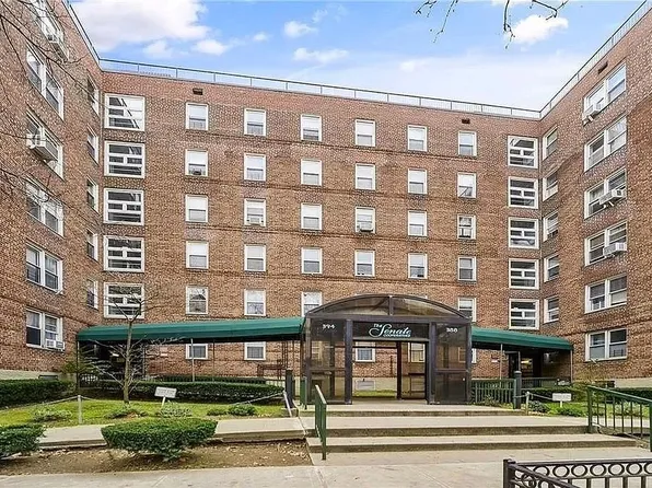 394 Avenue S #4A, Brooklyn, NY 11223