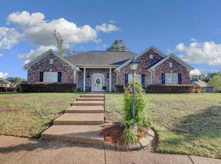 300 Barrington Cv, Byram, MS 39272