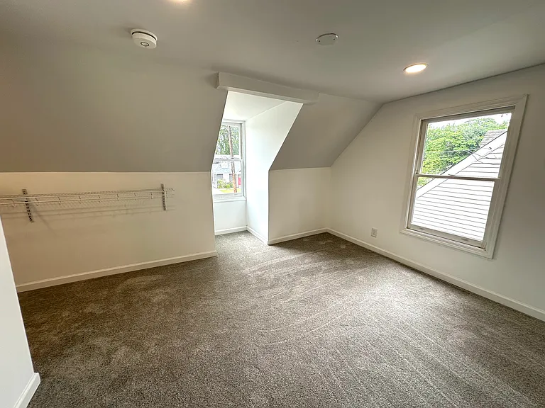 1466 Hardin Ave — Photo 37