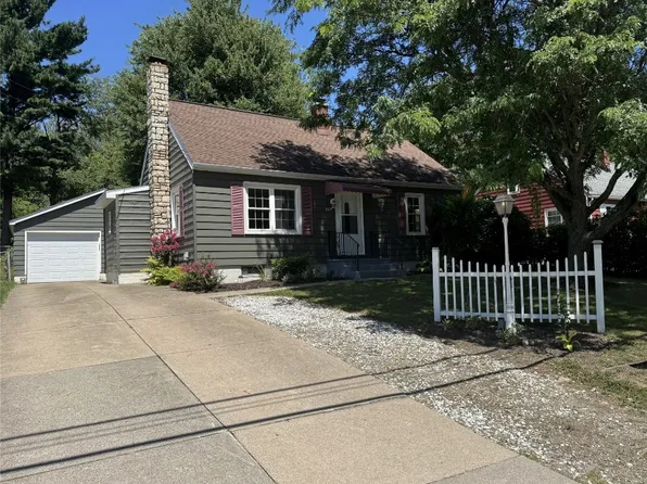 230 E Gore Rd, Erie, PA 16509