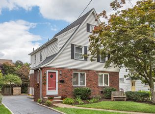 109 Overlook Ter, Bloomfield, NJ 07003