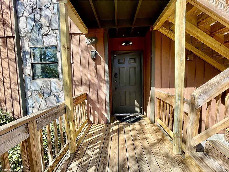 1st image of 1801 Aspen Way