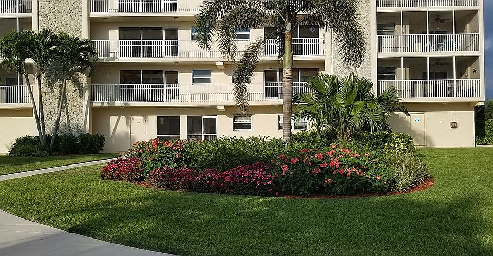 2nd image of 25730 Hickory Blvd APT 136