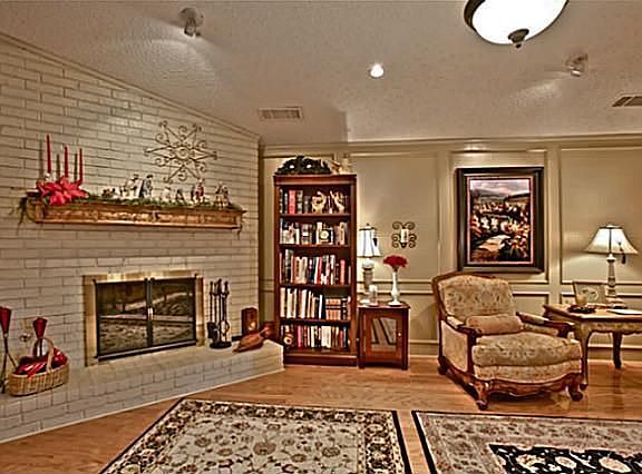 4th image of 4407 Danbury Ct