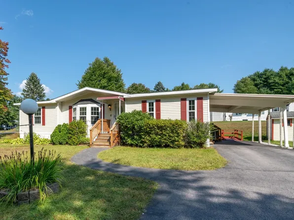 11 Cole Avenue, Hooksett, NH 03106