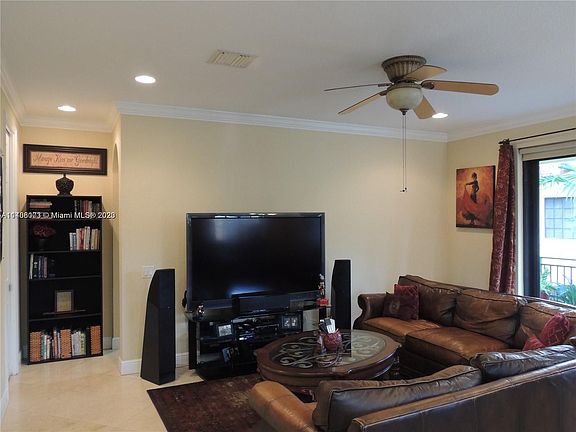 5th image of 1616 Passion Vine Cir #29-4