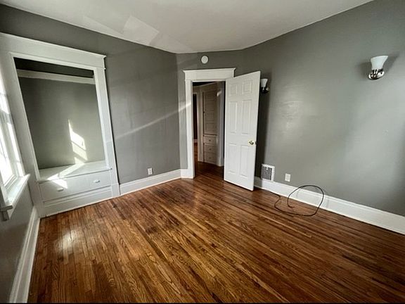 4th image of 195 Tacoma Ave #2