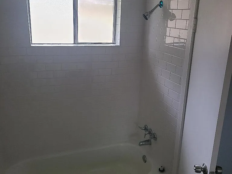 12823 Glenhollow Dr — Photo 6