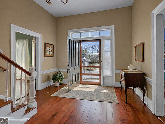 2nd image of 67 Clark St