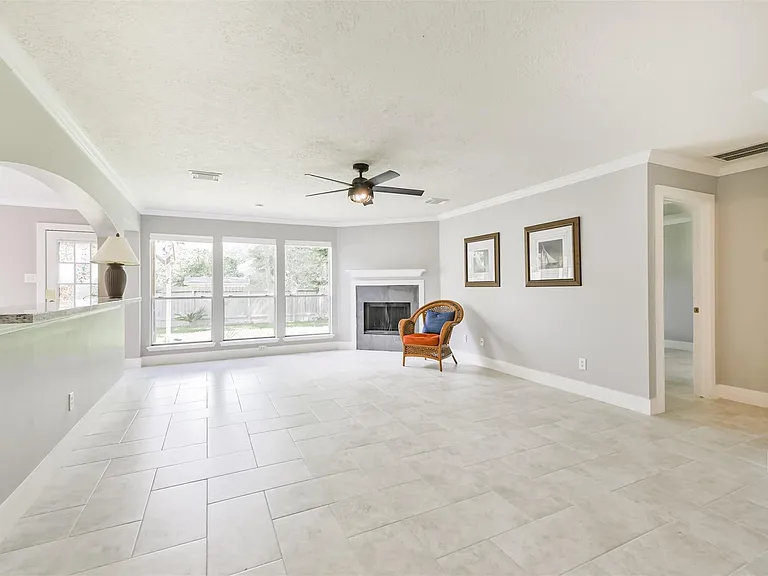 1623 Stonehaven Village Cir — Photo 4