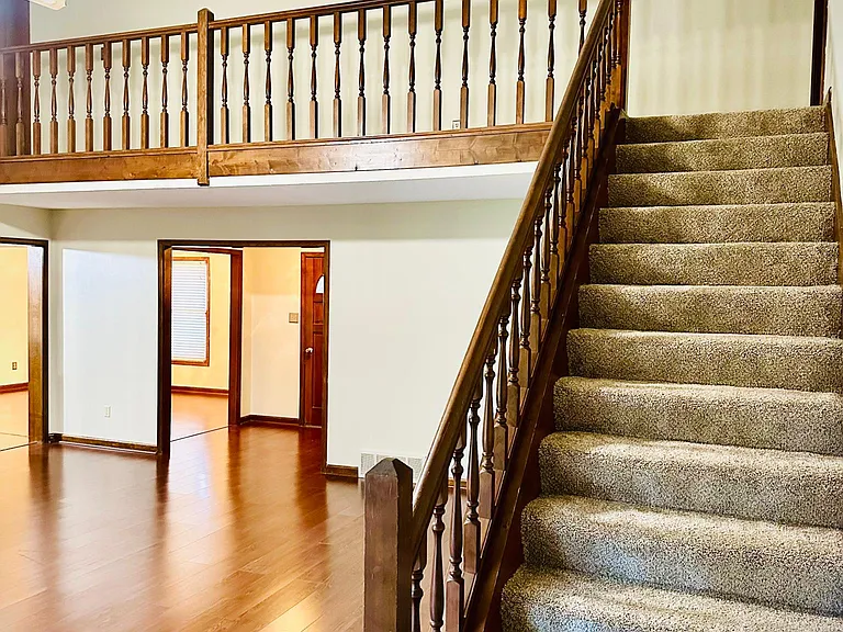 578 Winford Dr — Photo 13