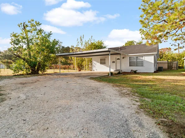 711 N Wharton St, El Campo, TX 77437