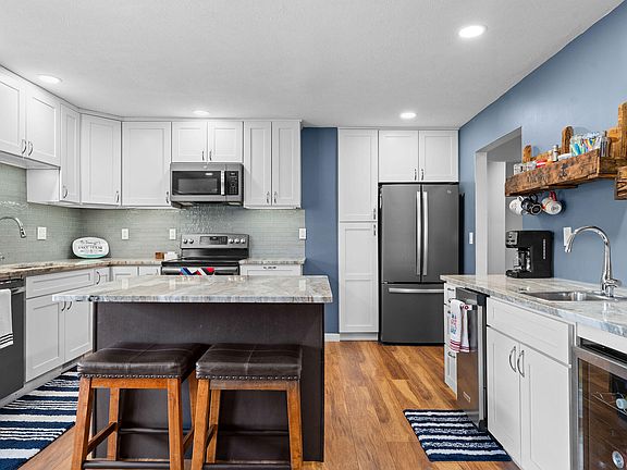 3rd image of 40 Kimberling Shores Lane #2
