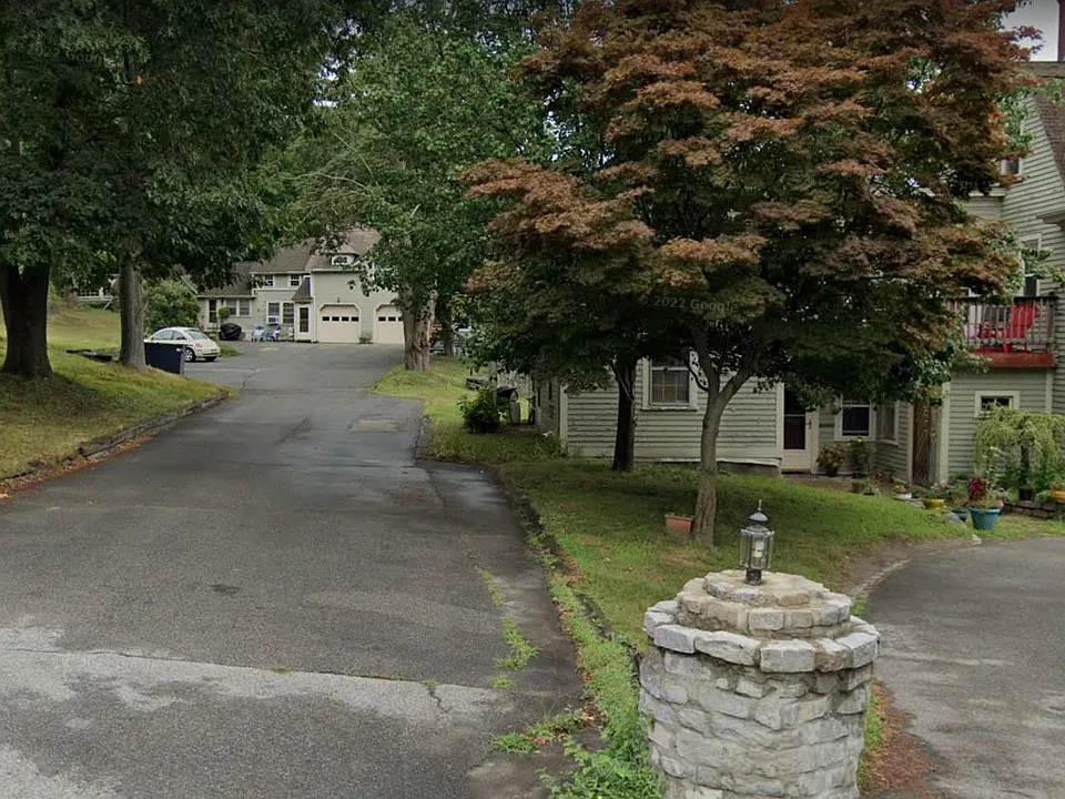 4177 Post Rd #6