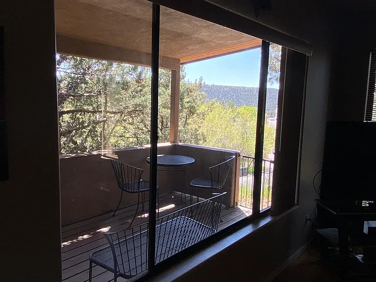 385 Coffee Pot Dr — Photo 25