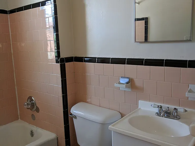 2606 Kensington Avenue — Photo 22