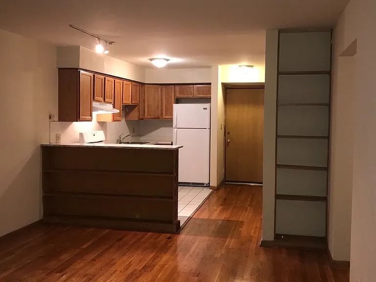 70 W Northwood Ave — Photo 81