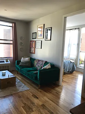 Rented by City Vista Inc | media 6