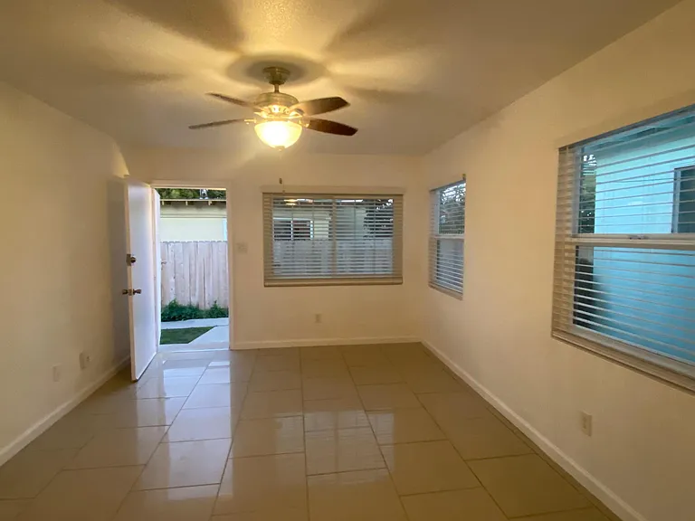 5446 Santa Margarita St — Photo 4