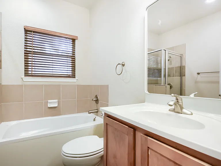 15314 Oklahoma St — Photo 8