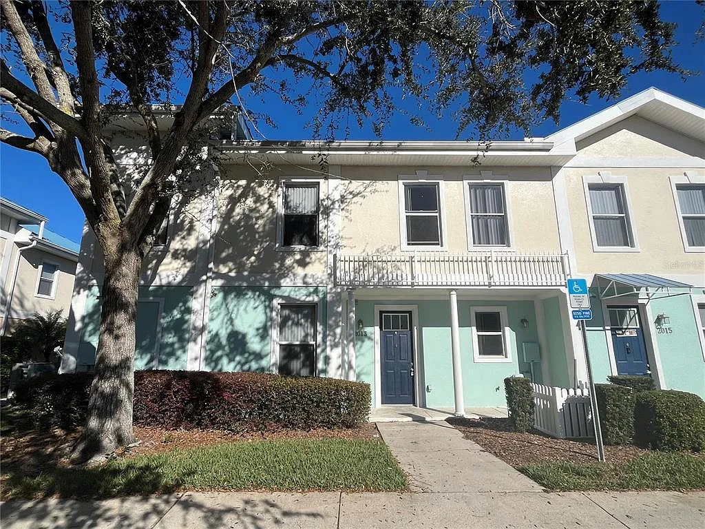 3 bed, 2.5 bath, 1512 sqft, $1,850 — Photo 1