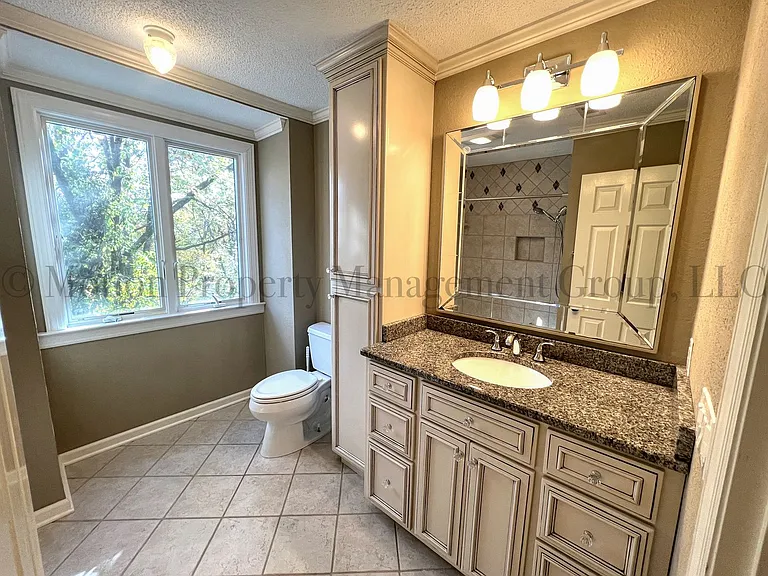 5312 Fairview Rd — Photo 7