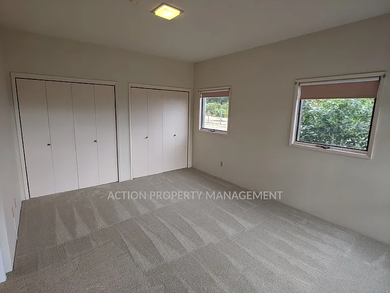 251 Old Schoolhouse Rd — Photo 37