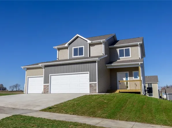 631 Plainside Ave, Norwalk, IA 50211