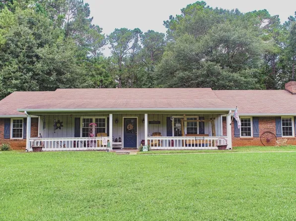 1868 Brandy Woods Dr SE, Conyers, GA 30013