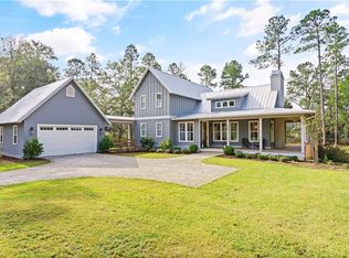467 Salt Creek Way E, Brunswick, GA 31523