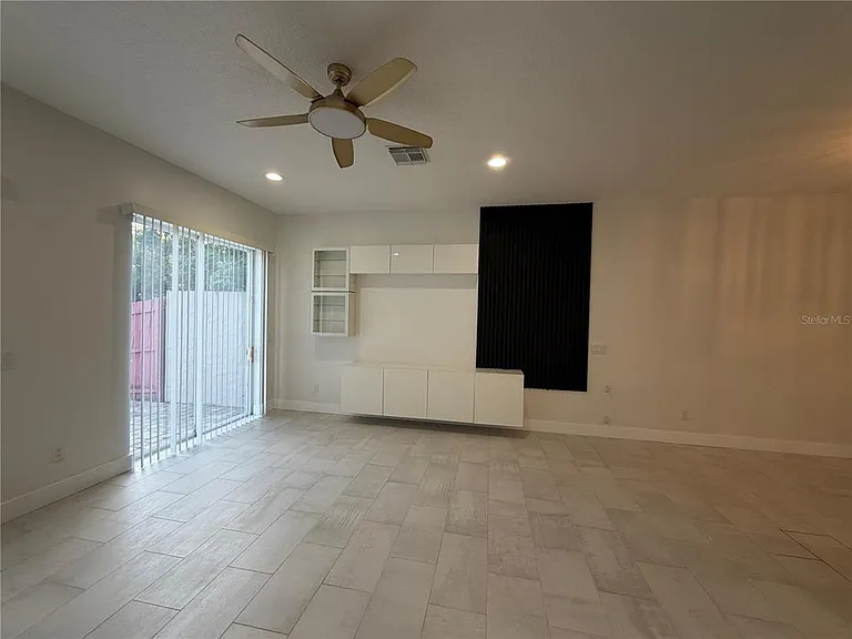 3007 E Central Blvd #3007 — Photo 8